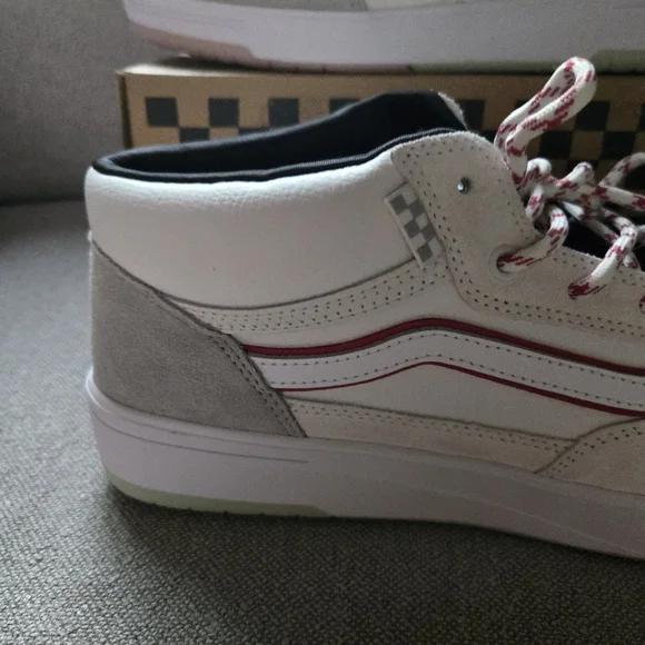 Vans Zahba Mid Men 13 White and Red VR3 Cush Leather Suede 042025 - Picture 2 of 10